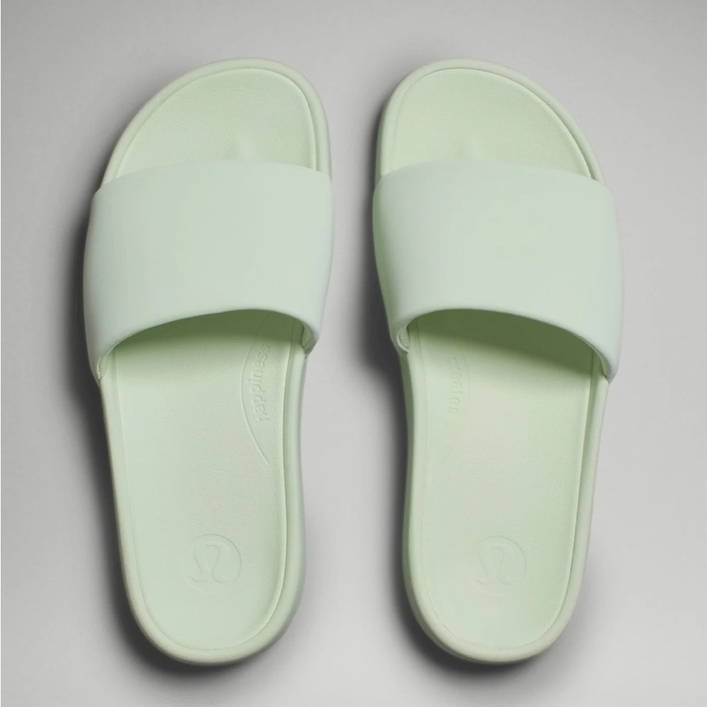 Lululemon Women Restfeel Slide - Picture 7 of 10